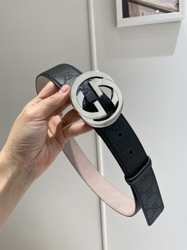 スーパーコピーグッチベルト側面デザイン